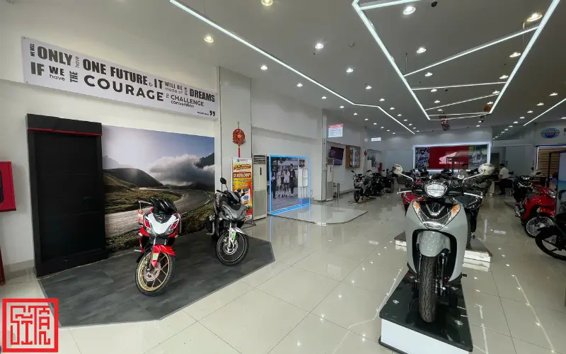 Thi công nội thất Showroom Honda Hồng Đức 10 – Sóc Trăng do Nội thất Sĩ Tấn thực hiện.